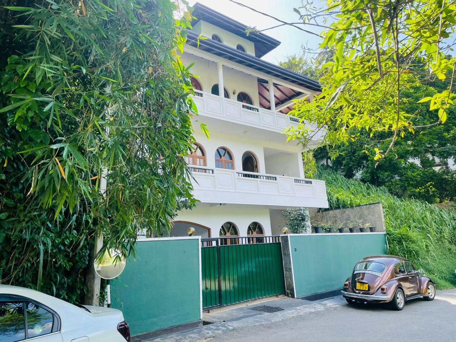 Villa Nine Kandy Exterior photo